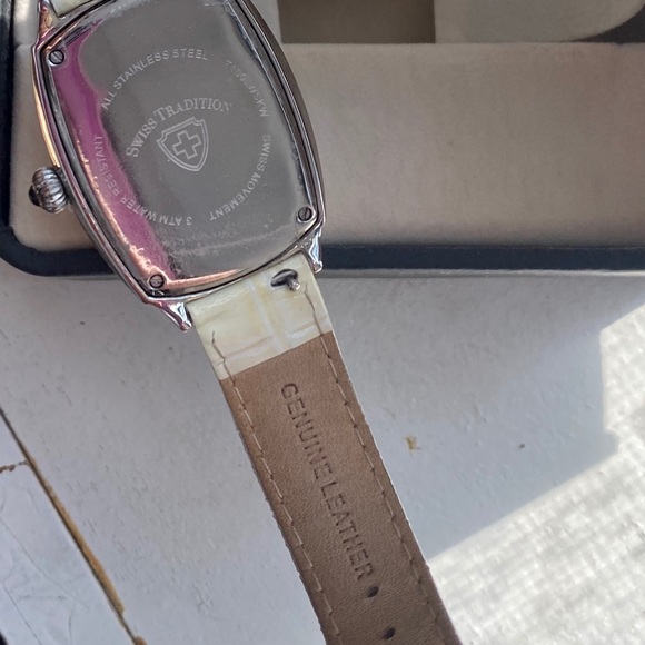 Swiss Tradition Tonneau Accented Leather Watch - Picture 5 of 6